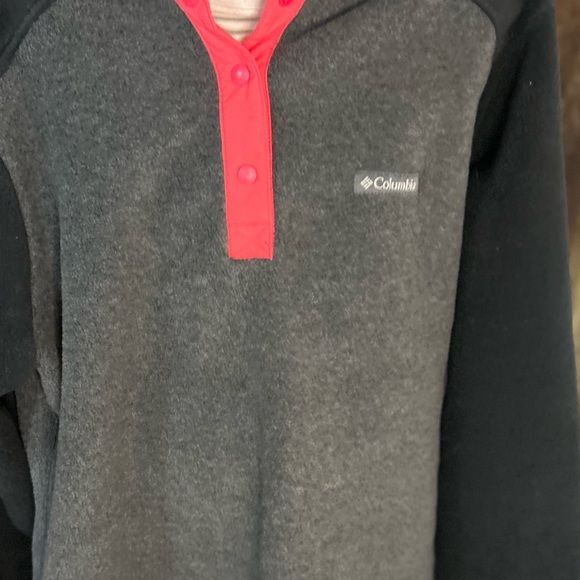 Columbia Fleece Snap Pullover- Gray & Black-Size Large - Picture 2 of 8